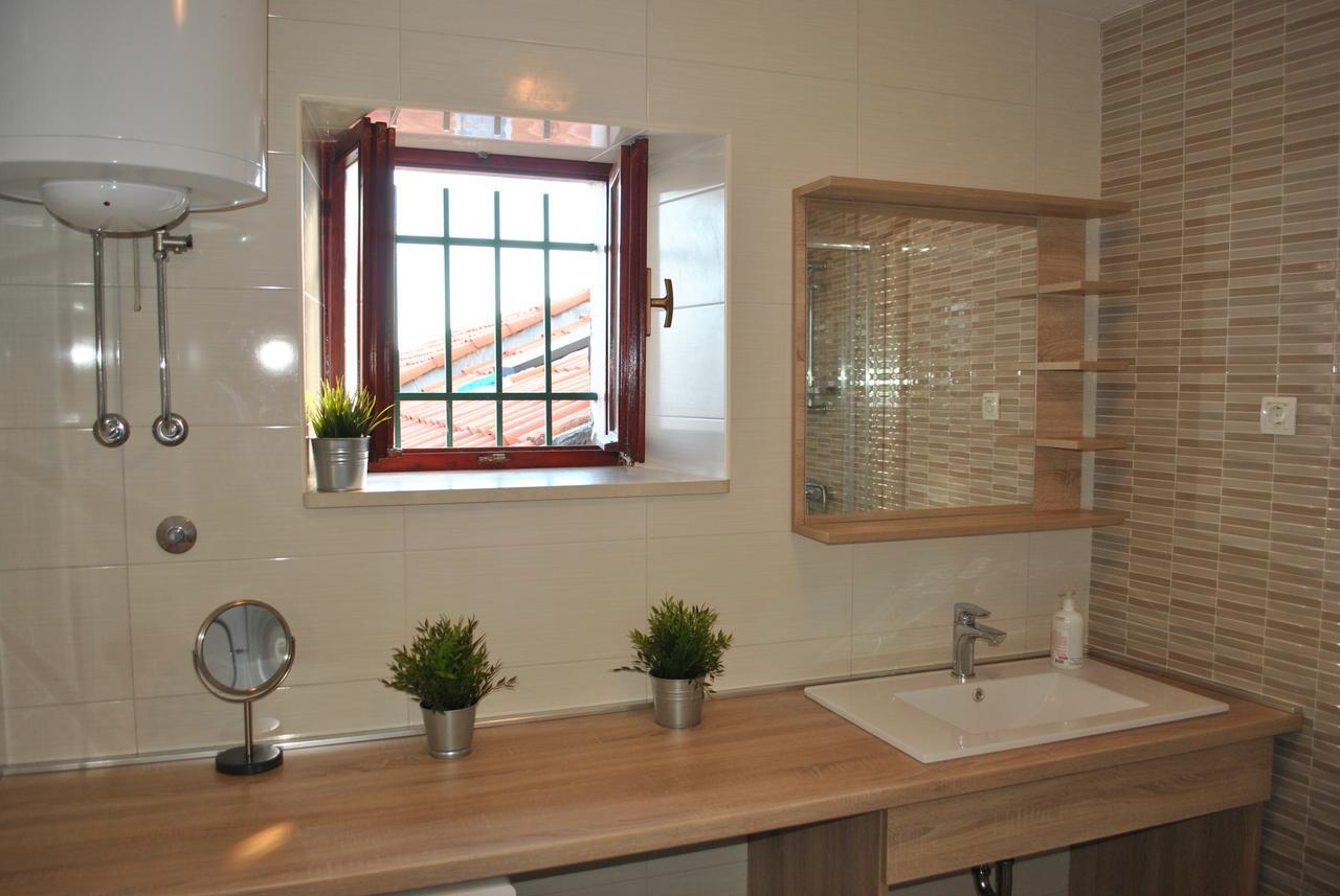 Apartment On The Square Makarska Esterno foto