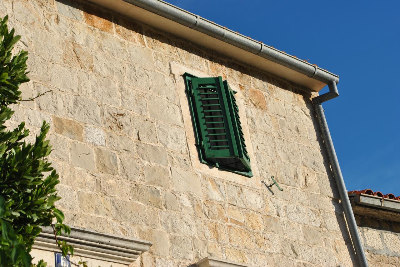 Apartment On The Square Makarska Esterno foto